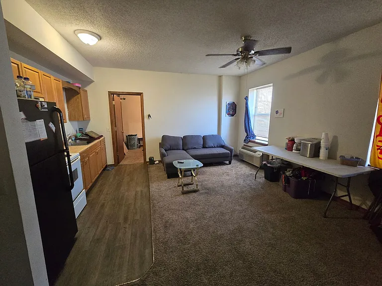 Swingle House Apartments — Photo 14