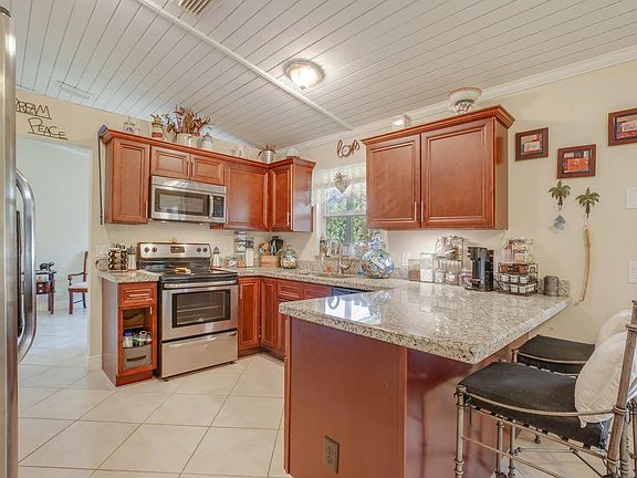 5th image of 17759 W Alan Black Blvd