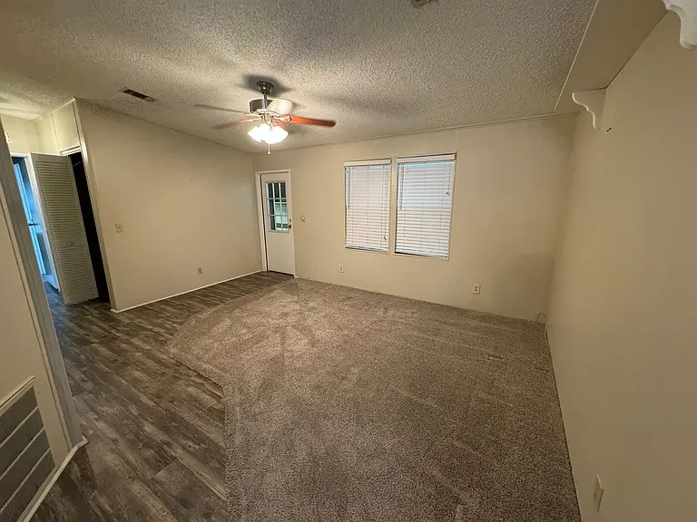 2600 Harden Blvd #342 — Photo 7