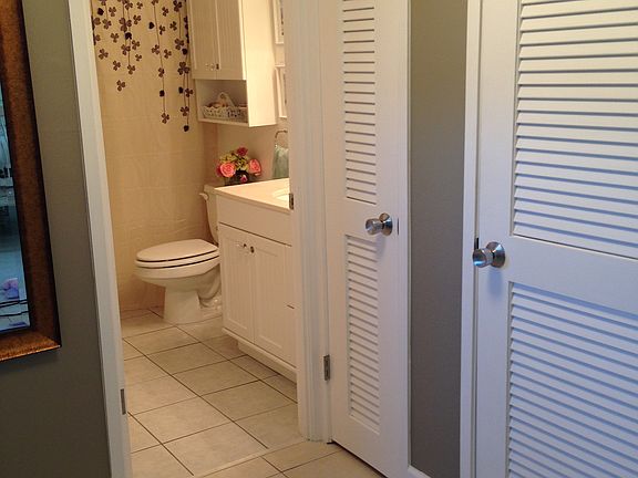 3rd image of 7425 Bay Island Dr S APT 106