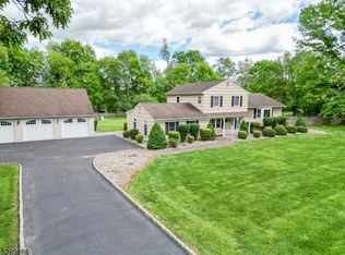 32 Madison Ave, Flemington, NJ 08822