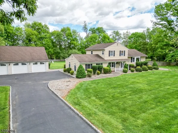 32 Madison Ave, Raritan Twp., NJ 08822