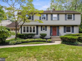 195 Pearl Croft Rd, Cherry Hill, NJ 08034