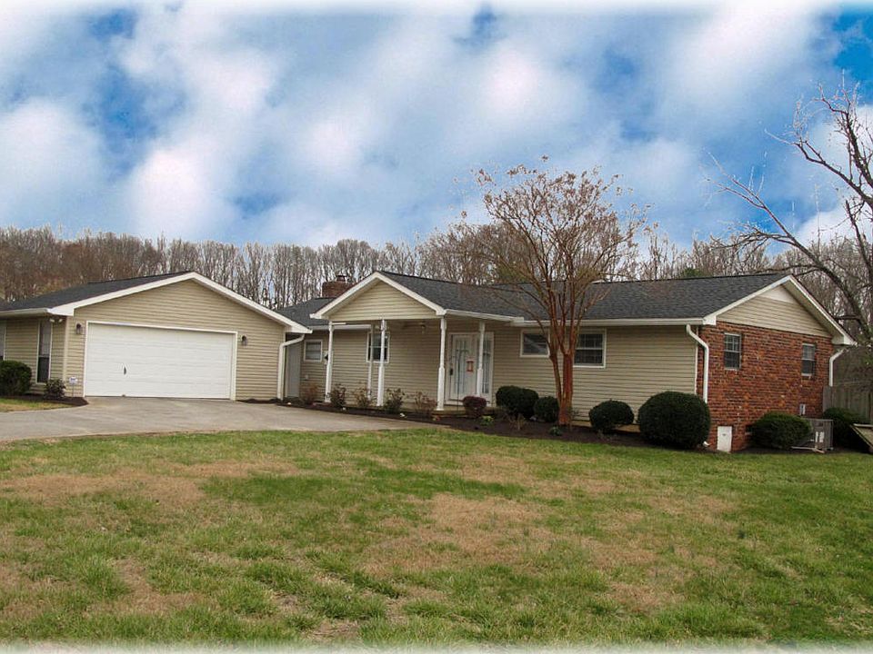 1st image of 8419 Lesley Marie Ln