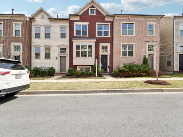 13706 Petrel St, Clarksburg, MD 20871
