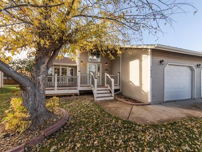2413 N 2nd St, Spearfish, SD, 57783