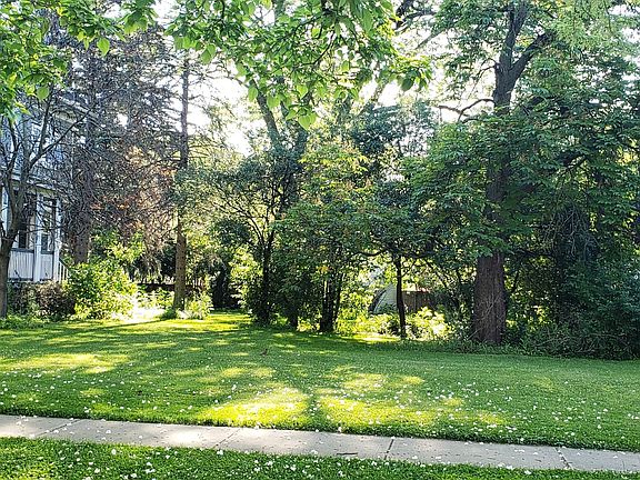 2nd image of 317 7th Ave