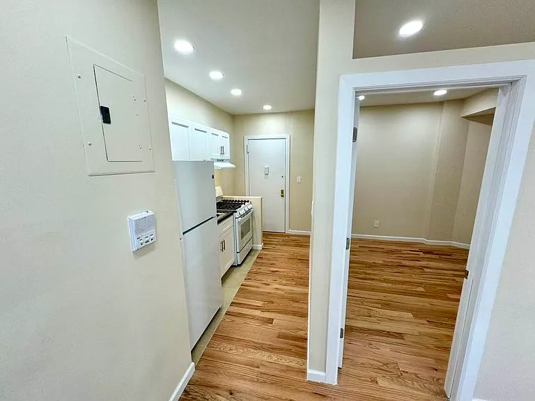 150 W 179th St #4B — Photo 4