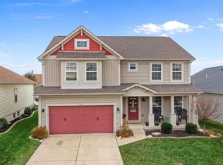 717 Country Field Dr, Lake Saint Louis, MO 63367