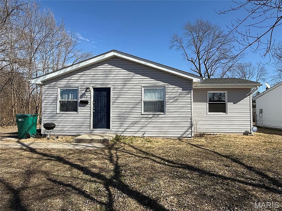 1st image of 804 Saint Matthew Dr