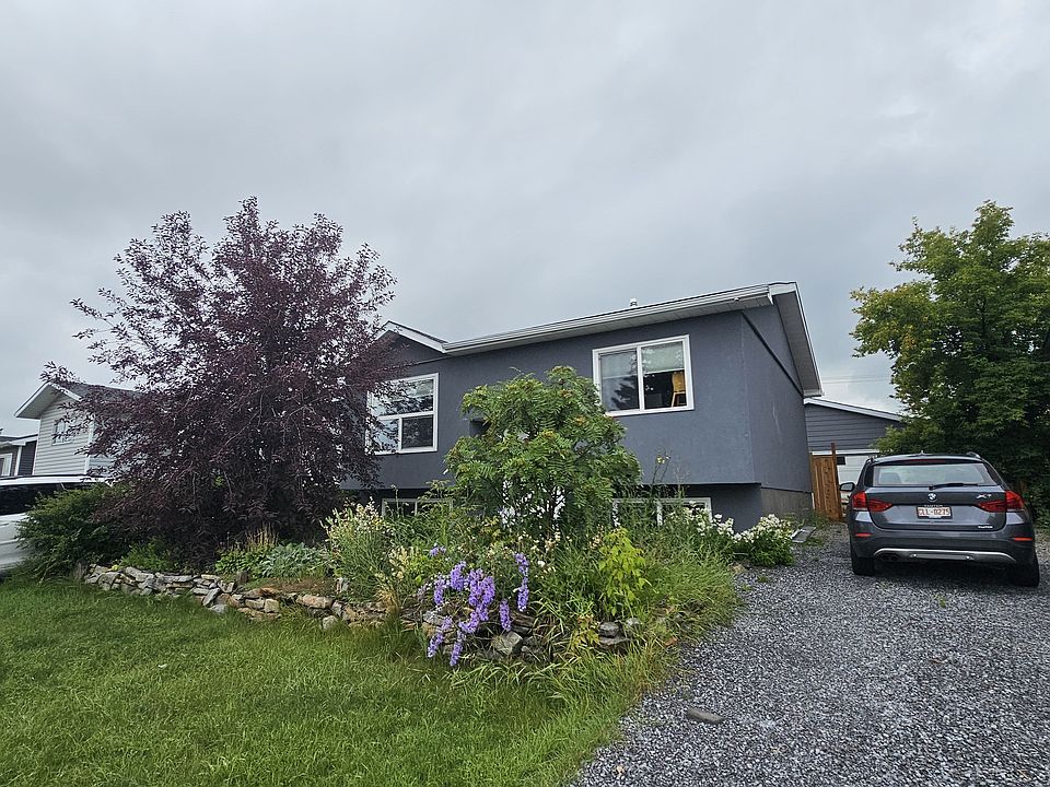 1st image of 76 E Rundle Pl SW