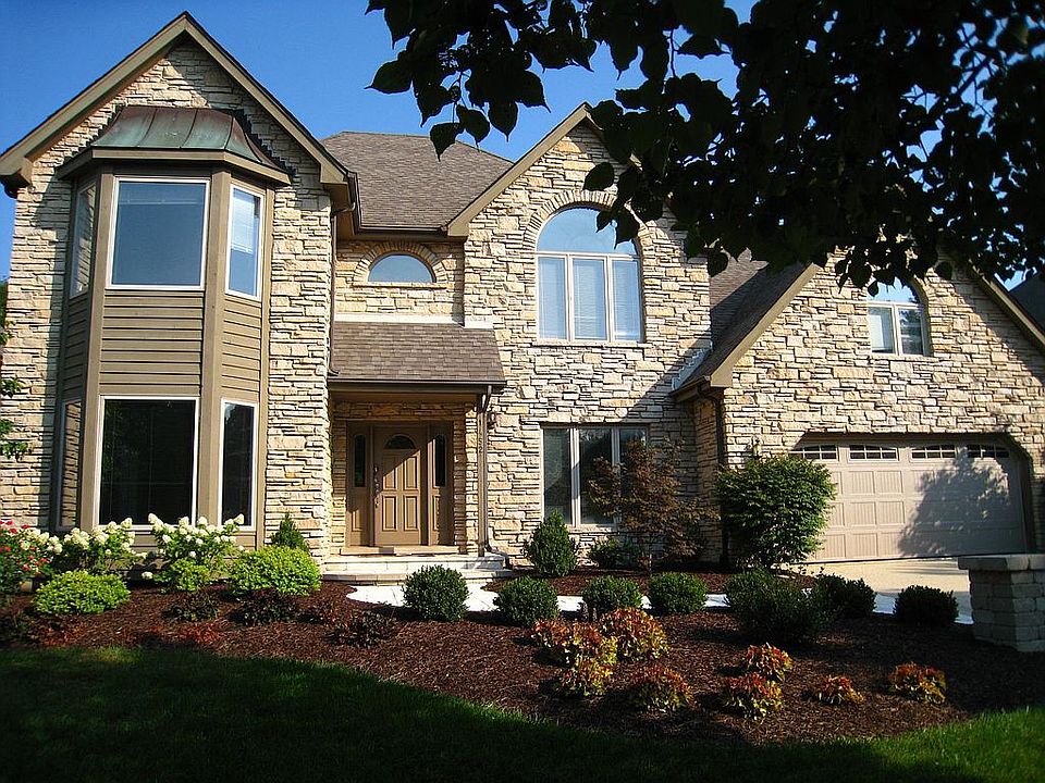 1st image of 1452 Greenlake Dr