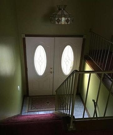 3rd image of 147 Mount Odin Dr