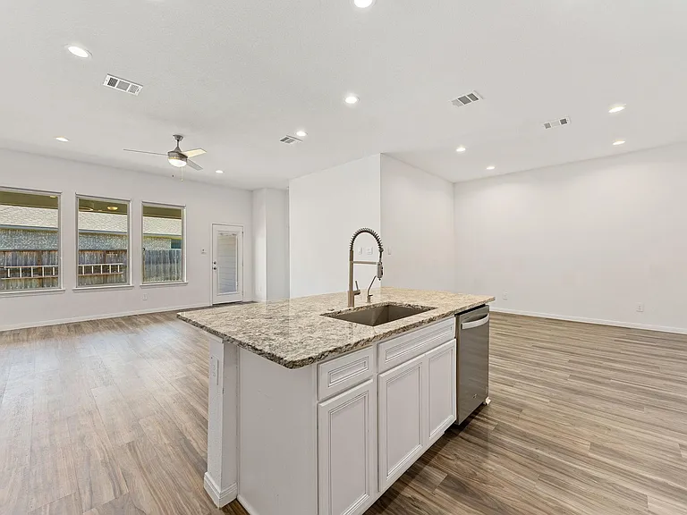 907 Youth Water Rd — Photo 10