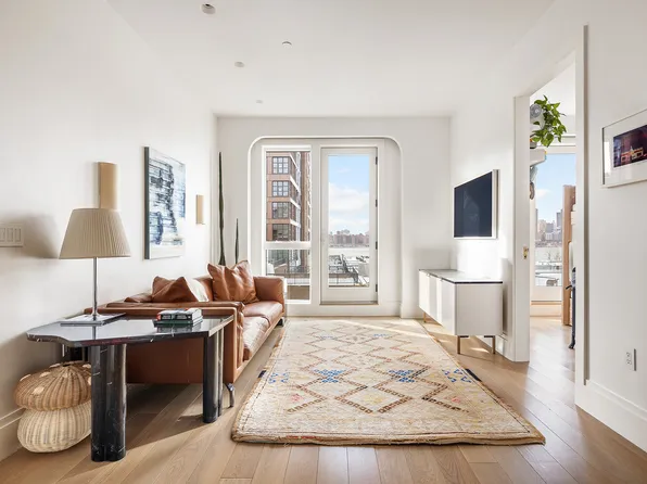 170 West Street image 1 of 10