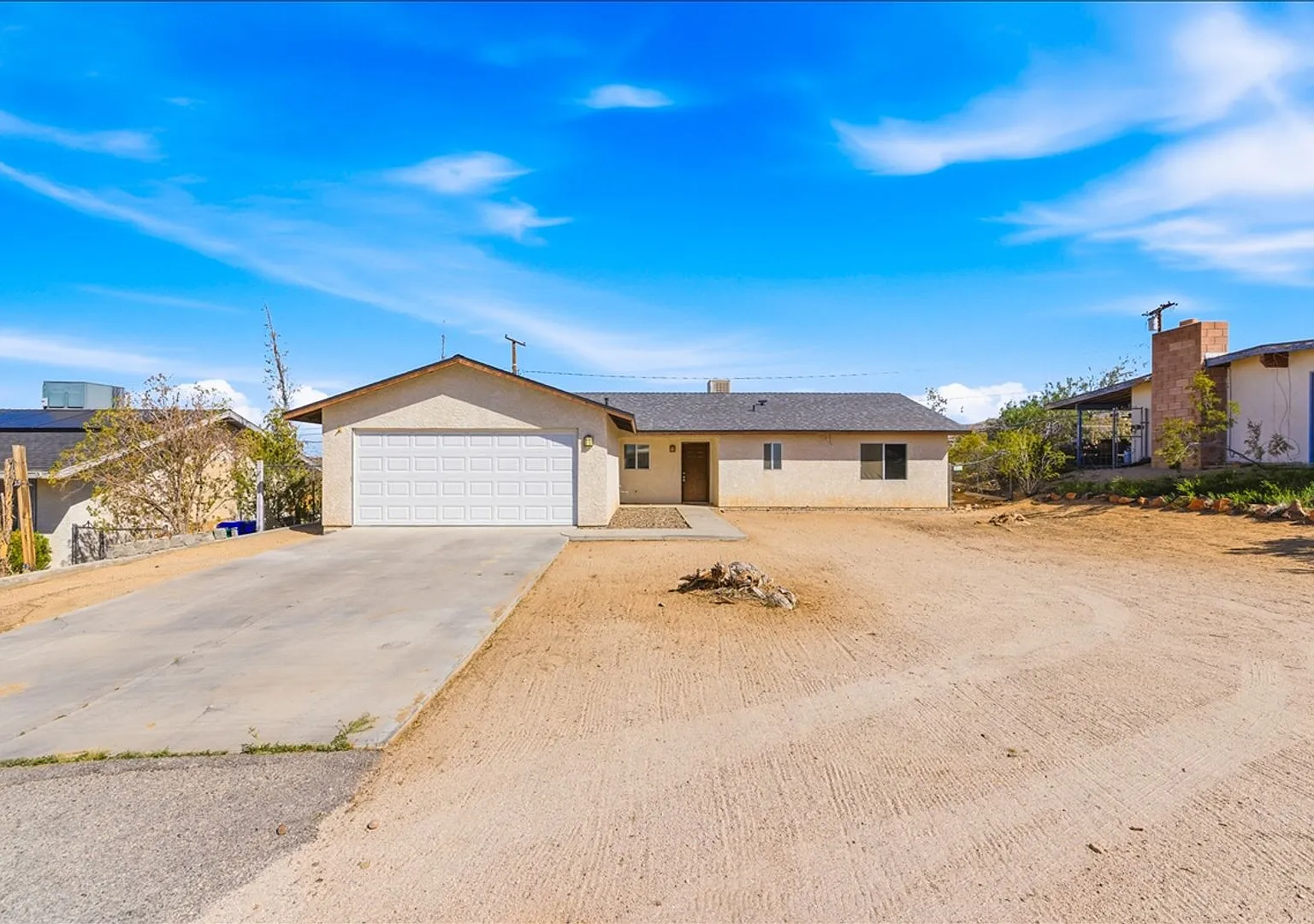 3 Bedroom in Indian Cove Neighborhood — Photo 1