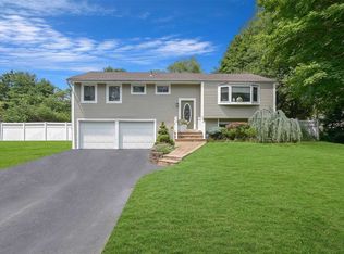145 Burr Rd, East Northport, NY 11731