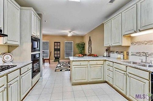 5th image of 17331 W Cherry Creek Dr