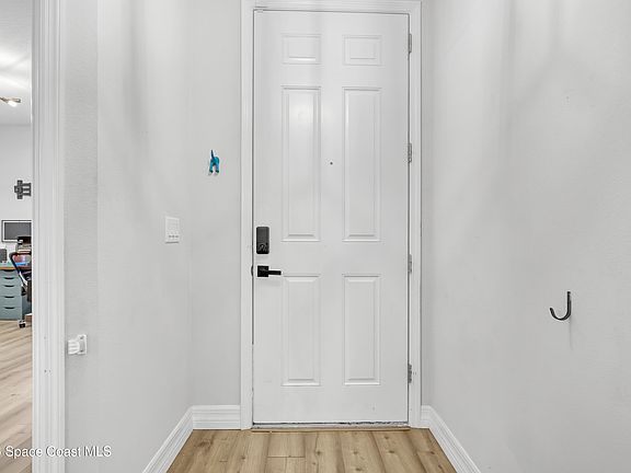 5th image of 466 Olmsted St SW