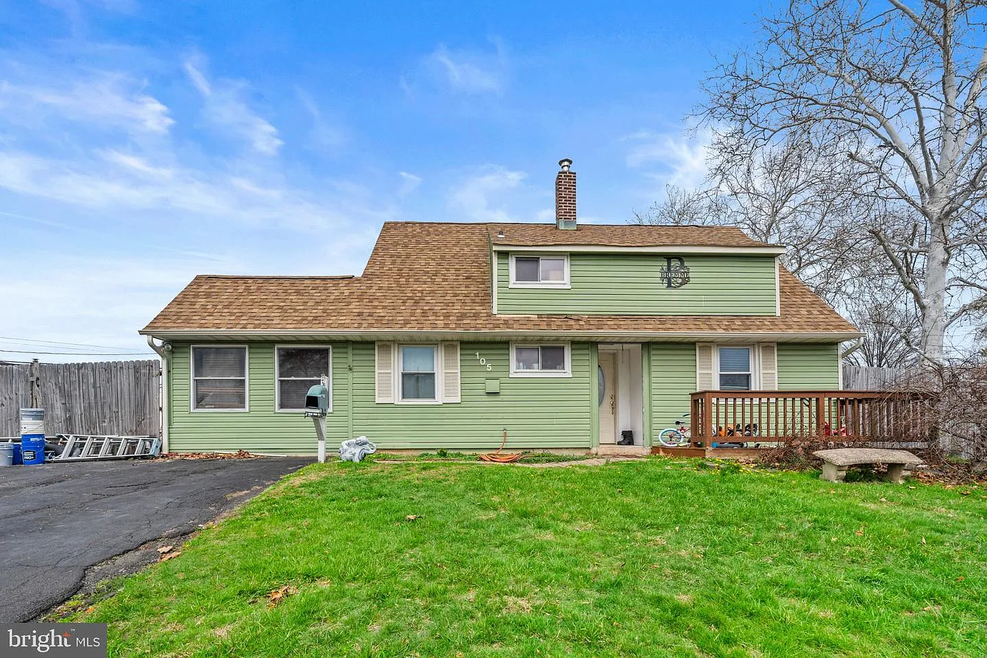 105 Indian Creek Dr photo 1