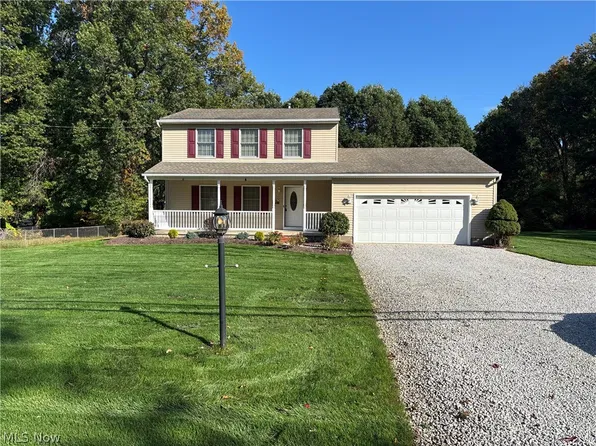 453 Carruthers Rd, Tallmadge, OH 44278
