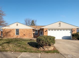 5445 Woodgate Dr, Dayton, OH