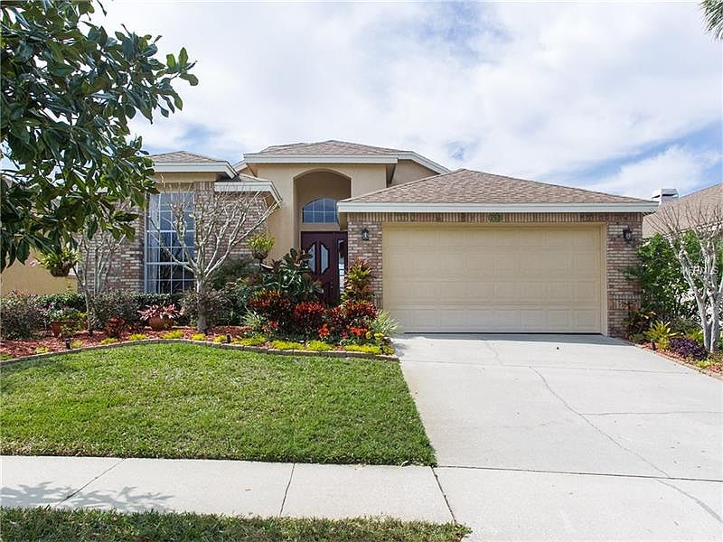 1st image of 752 Powderhorn Cir