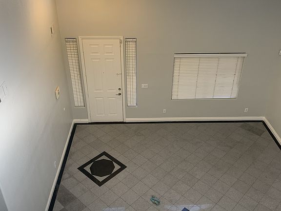 3rd image of 2238 Alanhurst Dr