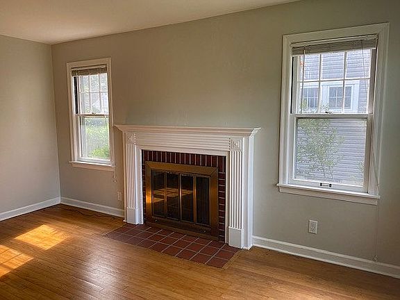 3rd image of 436 Peach Orchard Ave