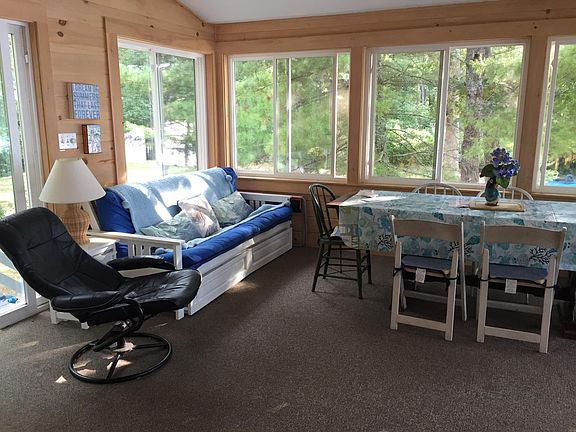 Family room that overlooks the lake.