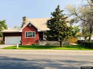 528 Cascade St, Lander, WY 82520