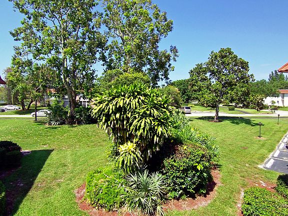 4th image of 1225 NW 21st Street #1914
