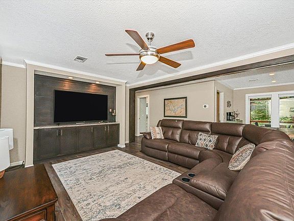 4th image of 2801 County Road 113