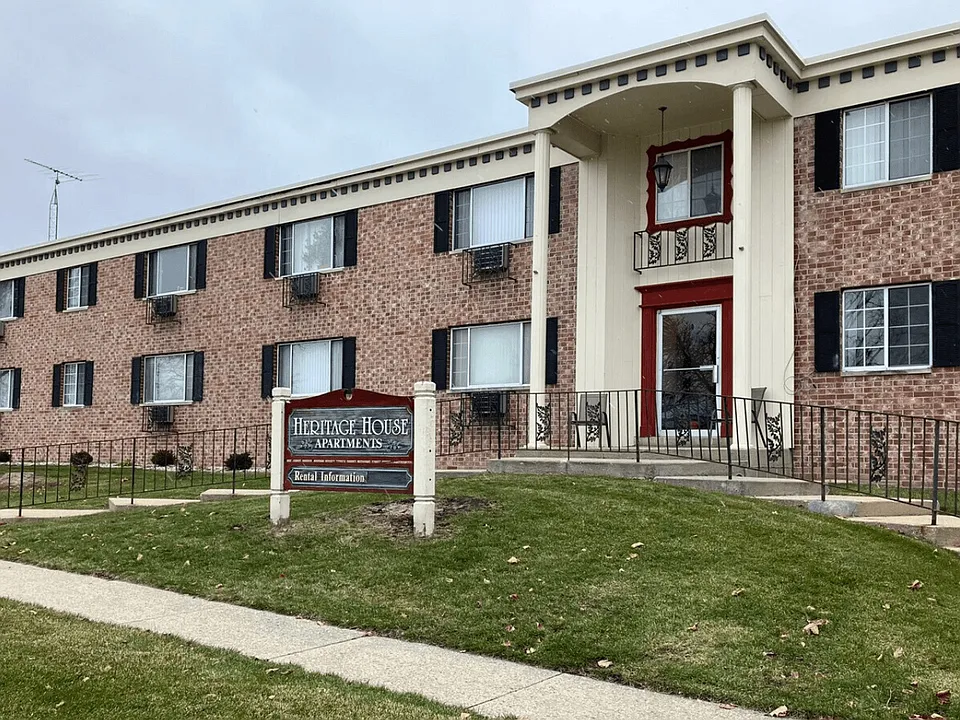 620 S Main St