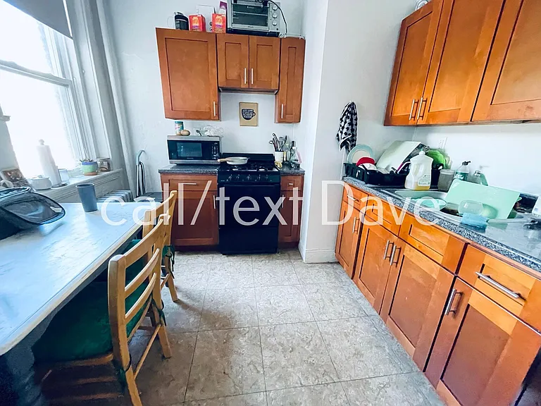 1800 Commonwealth Ave #11 — Photo 12