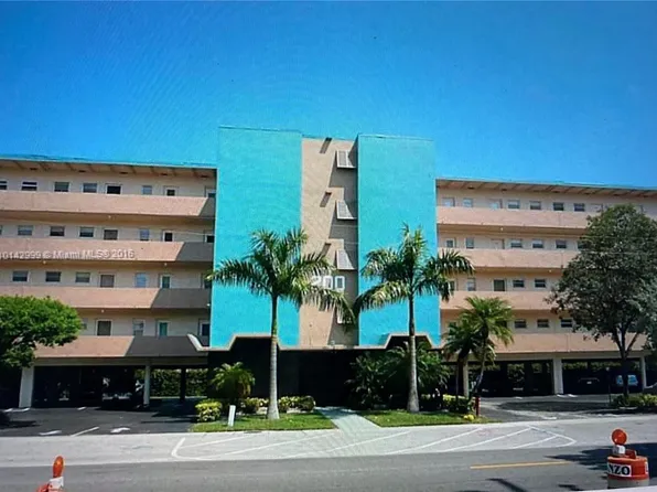 200 NE 14th Avenue #521, Hallandale Beach, FL 33009