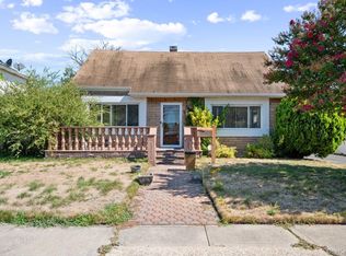 51 State St, Valley Stream, NY 11580