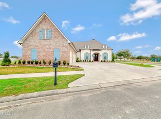 114 Greenwood Pl, Breaux Bridge, LA 70517