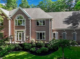 9875 Hollingson Rd, Clarence, NY 14031