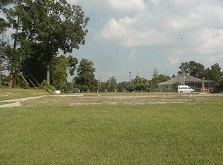 1077 Alice Dr, Sumter, SC 29150