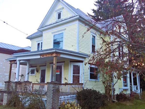 9 Maple St, Canisteo, NY 14823