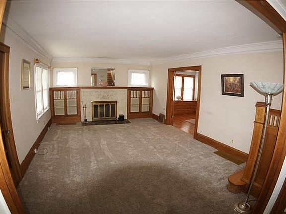 4th image of 2600 3rd St