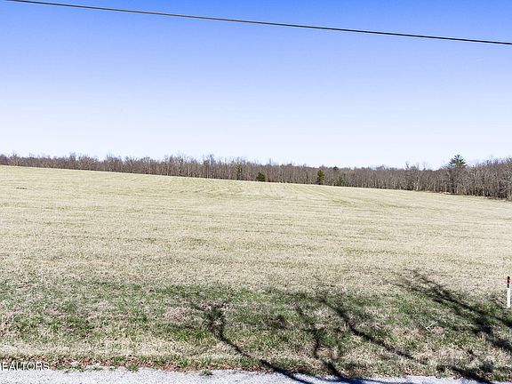 4th image of 8 Nicholson Dr Lot 8