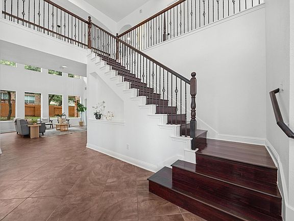 4th image of 9812 Whitley Bay Dr