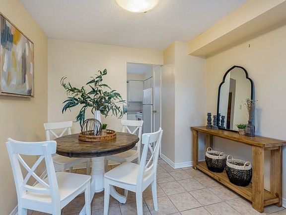 4th image of 215 Trudeau Dr #60