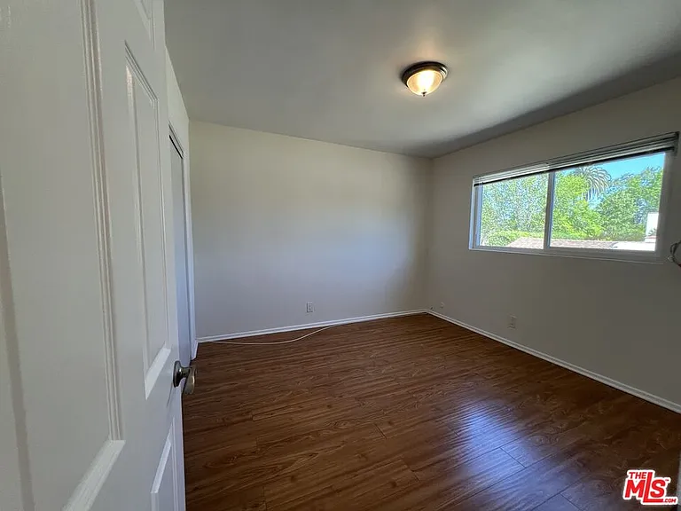 2210 S Sycamore Ave #3 — Photo 11