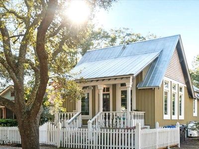 413 N Caswell Avenue, Southport, NC, 28461