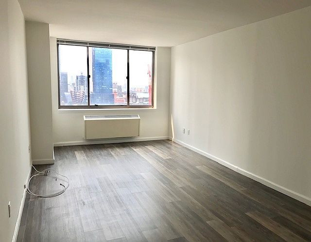 1st image of 520 W 43rd St APT 17J