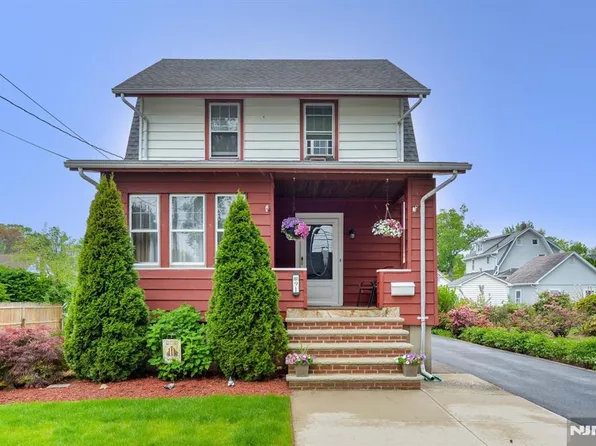 91 Randolph Ave, Dumont, NJ 07628