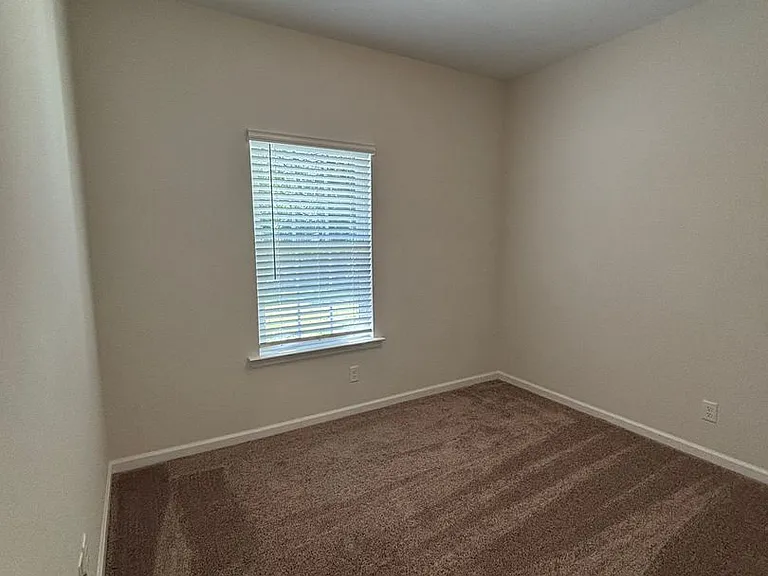 9635 Tibet Hwy SE — Photo 4